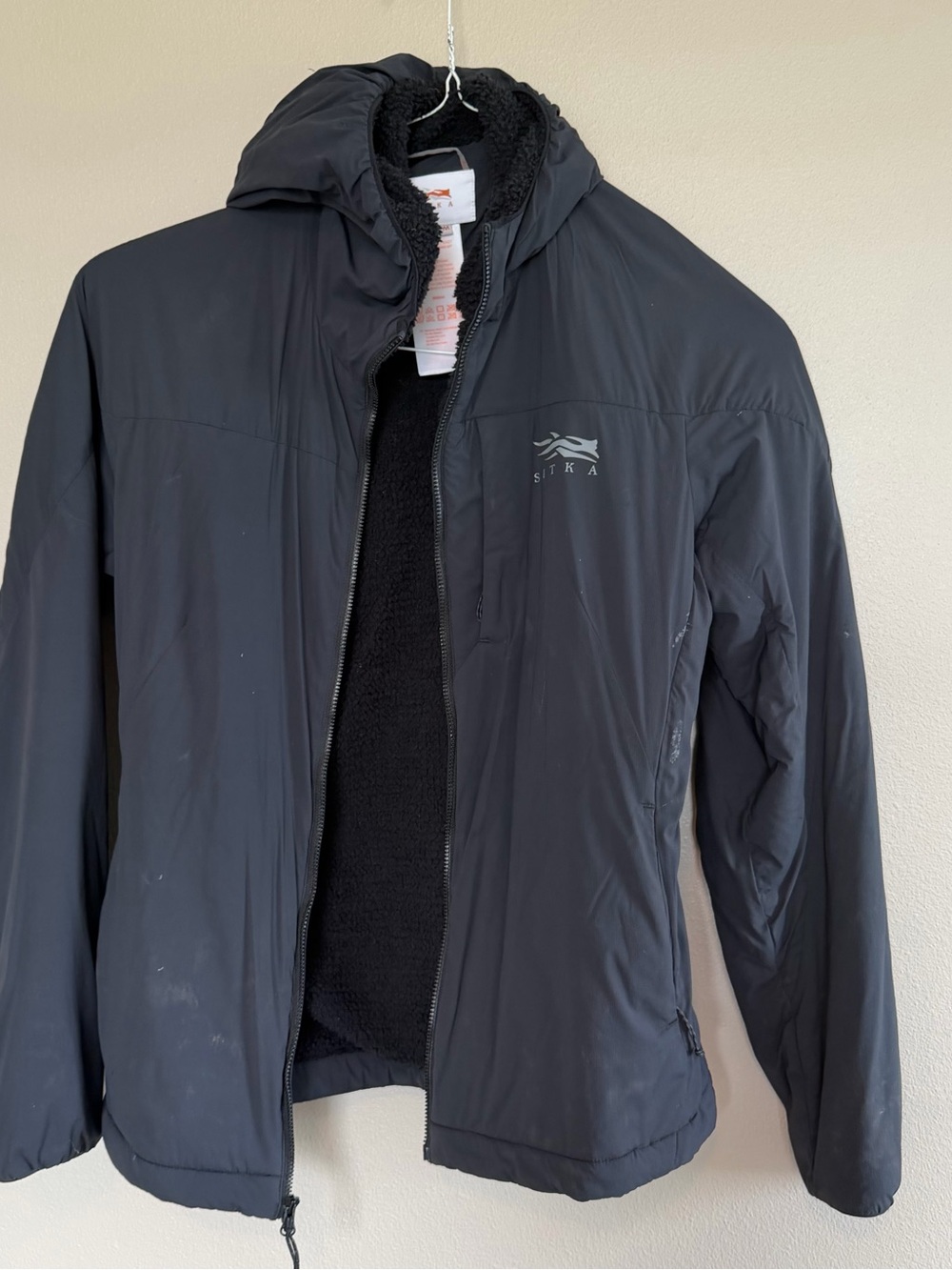Sitka Men's Black Insulated Performance Hooded Jacket